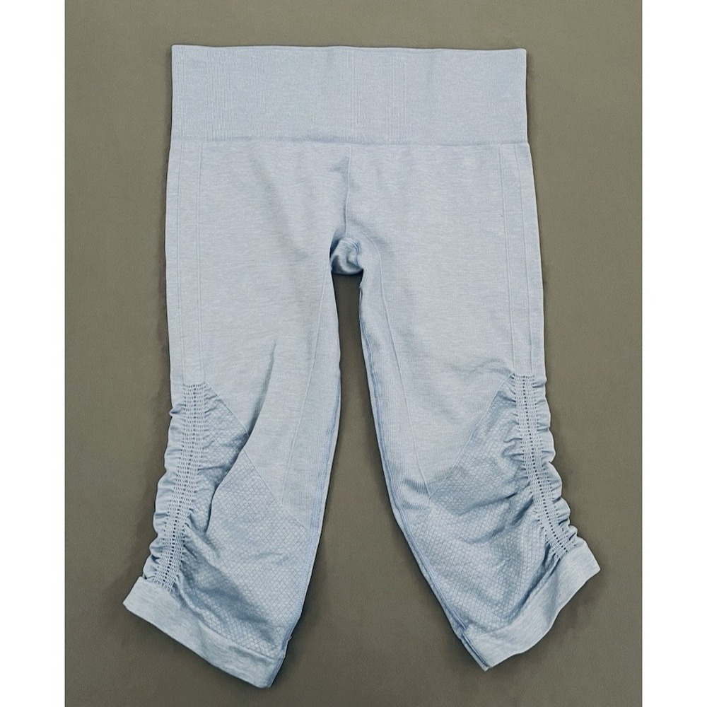 Lululemon Scrunched Ruched Leggings Womens Size 8 Blue Capri Ebb &‎ Flow Crop